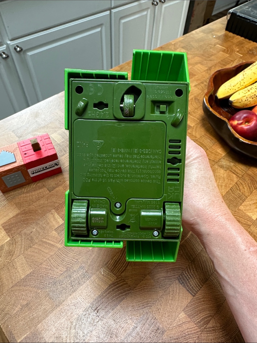 Minecraft Exploding Creeper RC - Picture 2 of 3